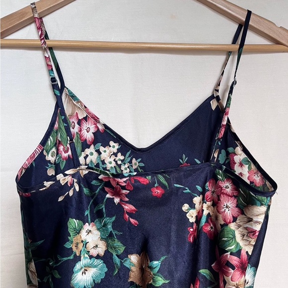 2000s Serena Lingerie Floral Slip Dress - Picture 2 of 4